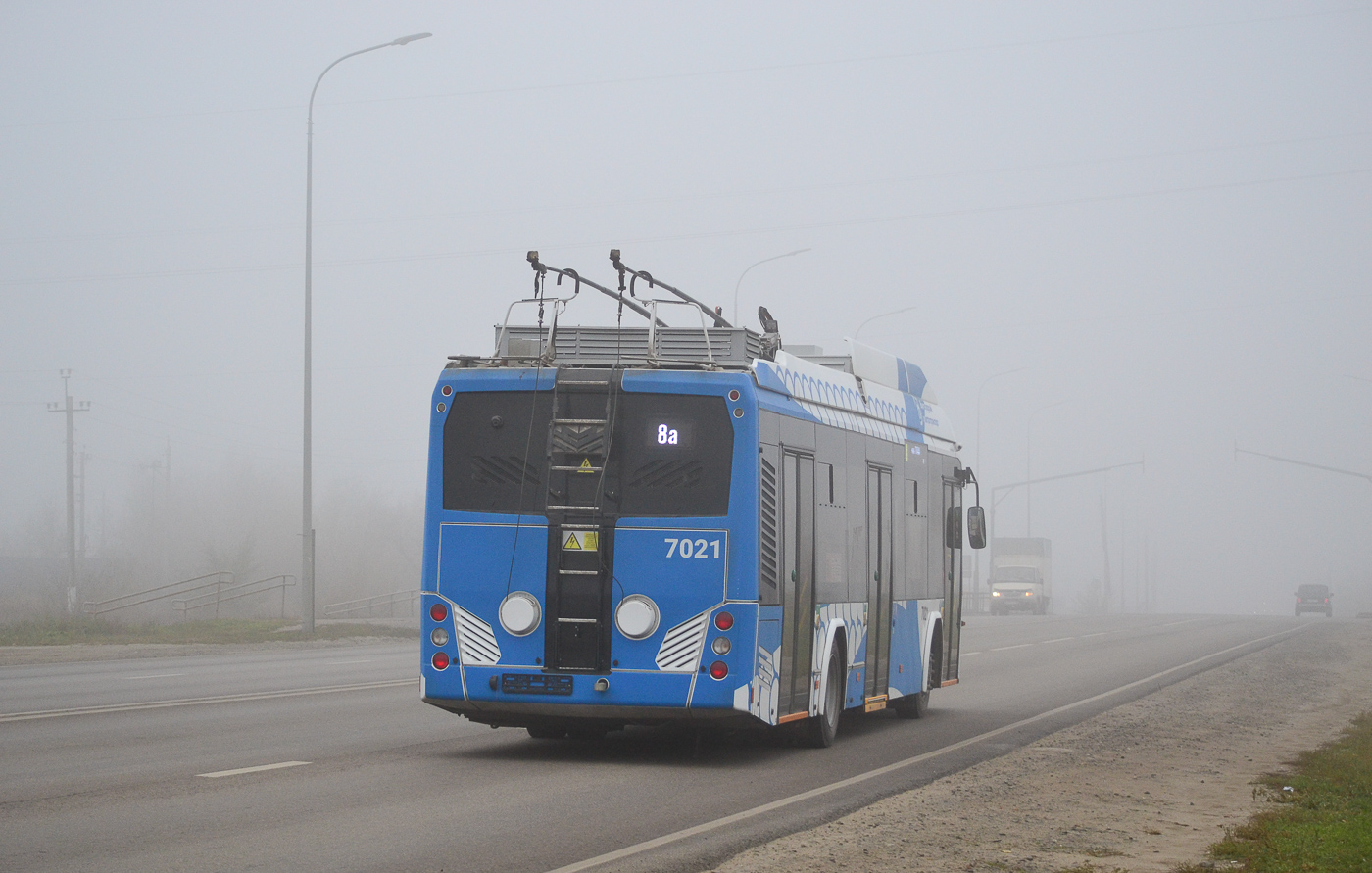Волгоград, БКМ 32100D № 7021