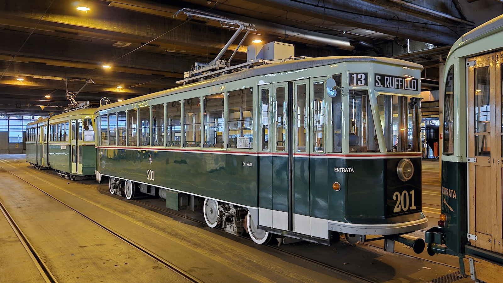 Turin, Stanga 4-axle motor car N°. 201