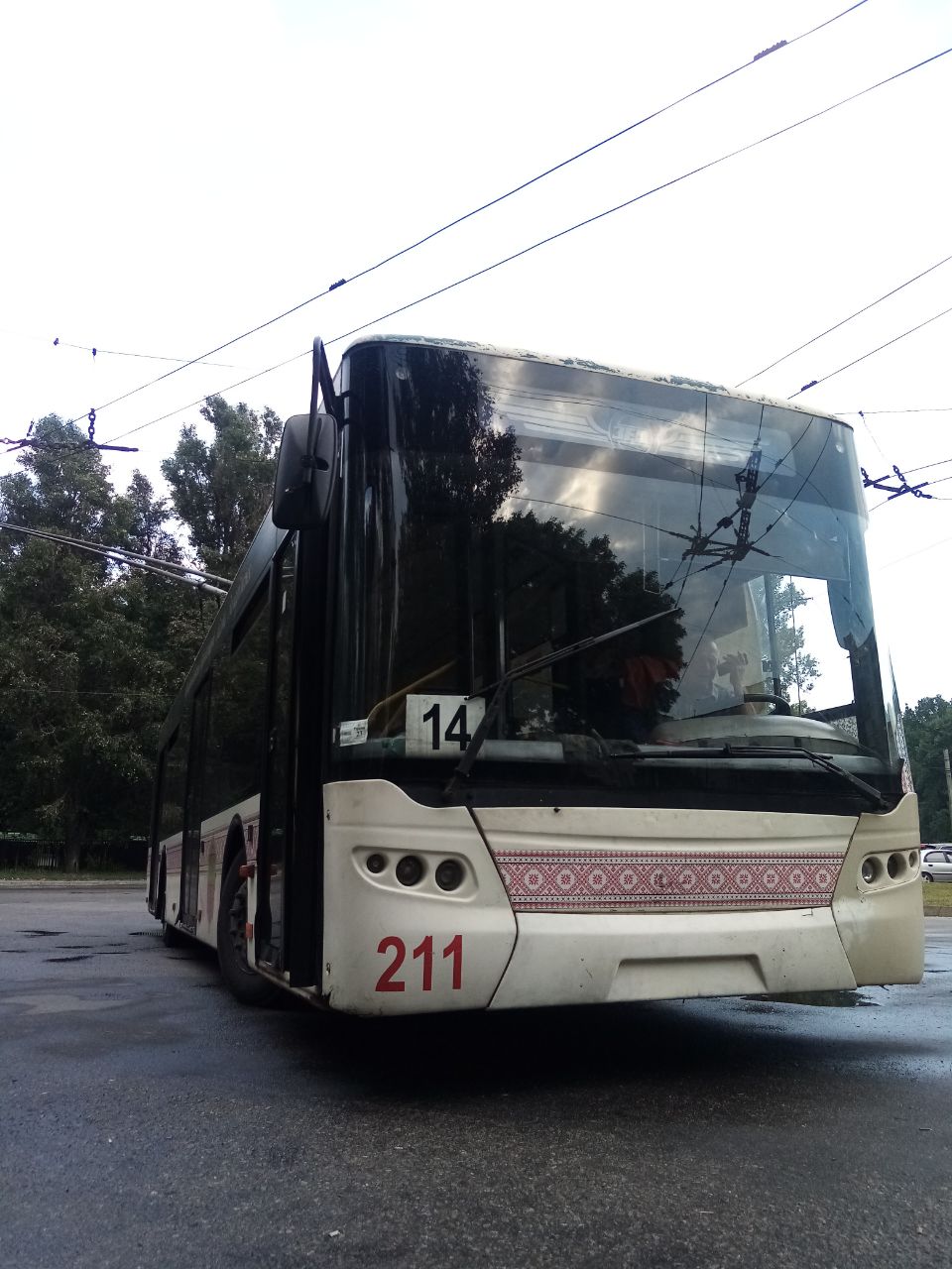 Zaporožje, LAZ E183D1 Br. 211