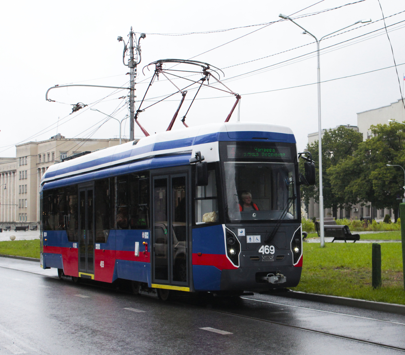 Владикавказ, 71-412 № 469