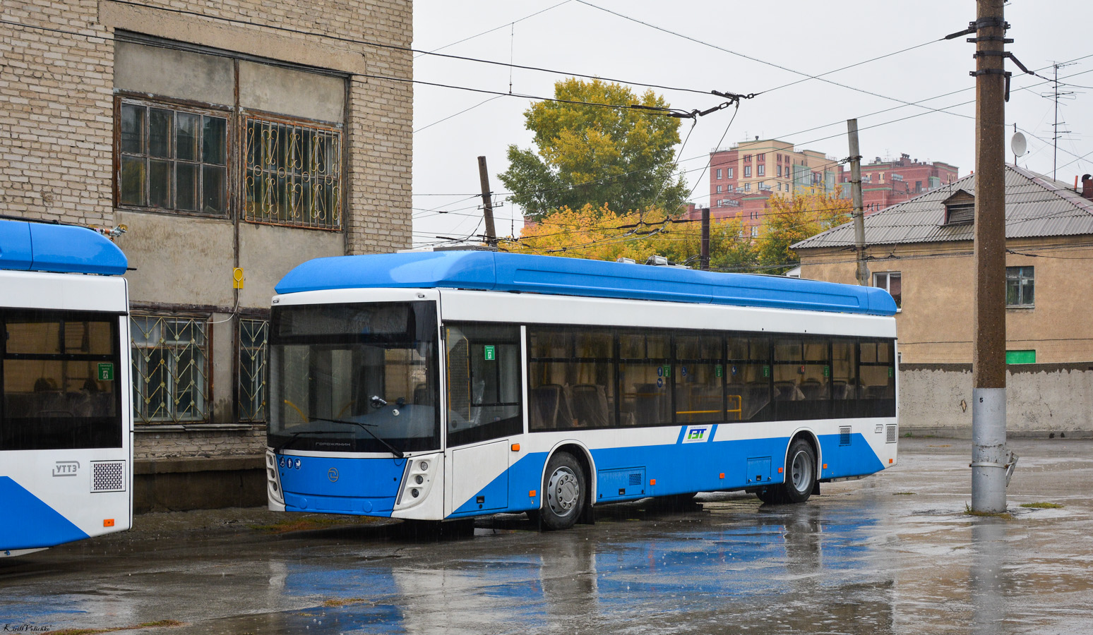 Новосибирск, УТТЗ-6241.01 «Горожанин» № 2515