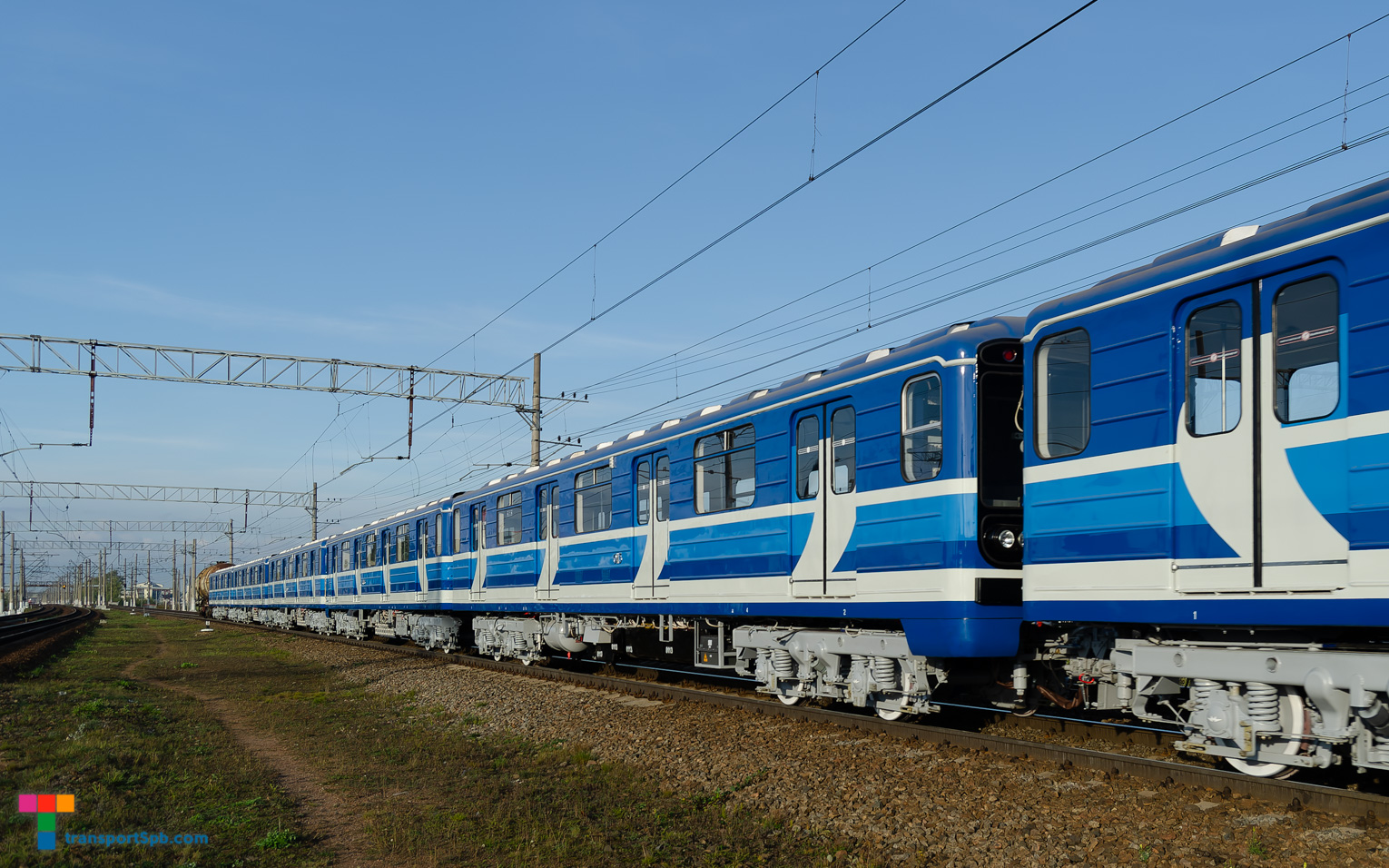Самара, 81-717 (ММЗ) № 0113; Санкт-Петербург — Метрополитен — Перегонка вагонов метро по ж/д; Самара — Транспортировка вагонов метро по ж/д