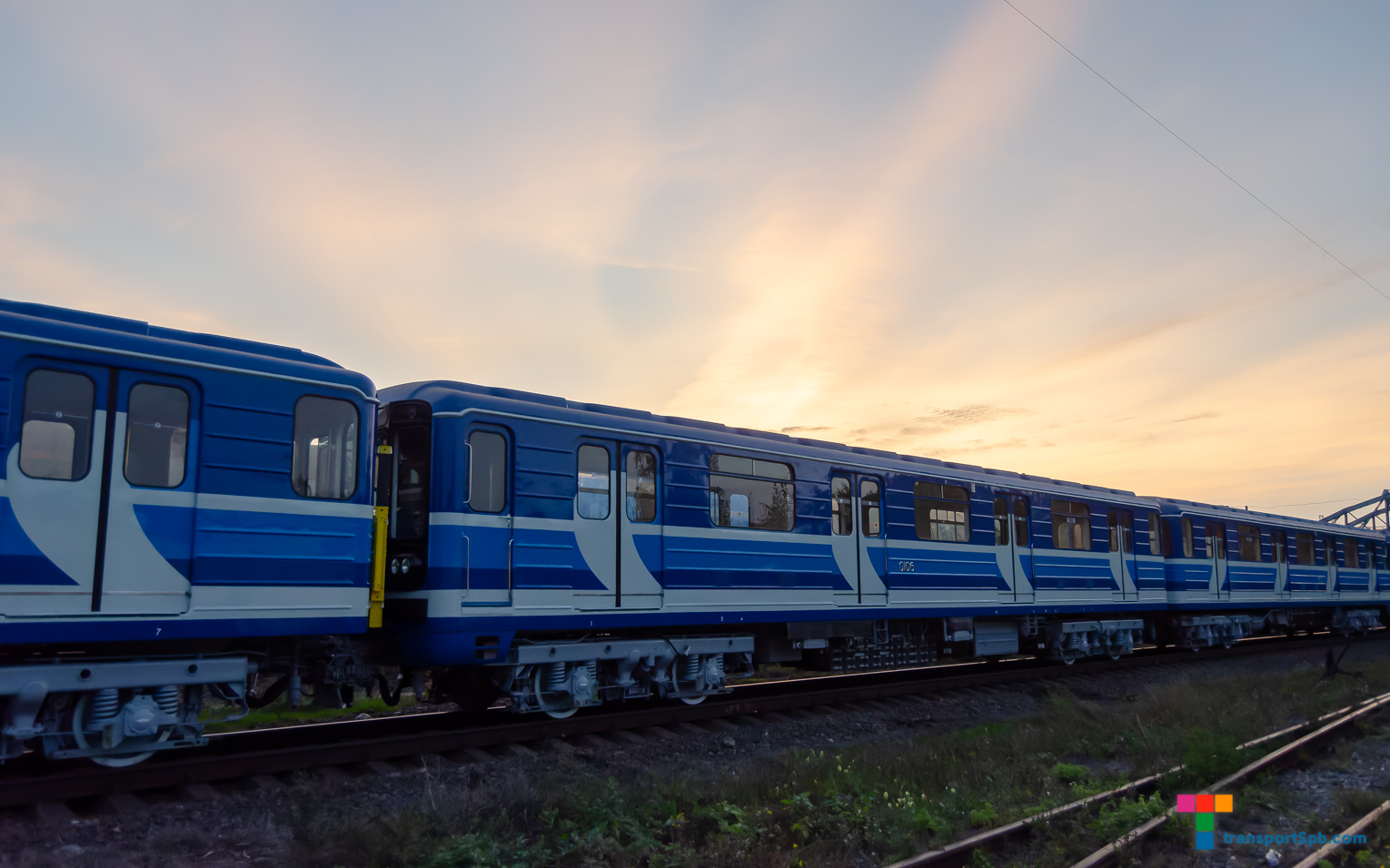Samara, 81-717 (MMZ) № 0106; Sanktpēterburga — Metro — Transport of subway cars by railway; Samara — Transportation of subway cars by railway