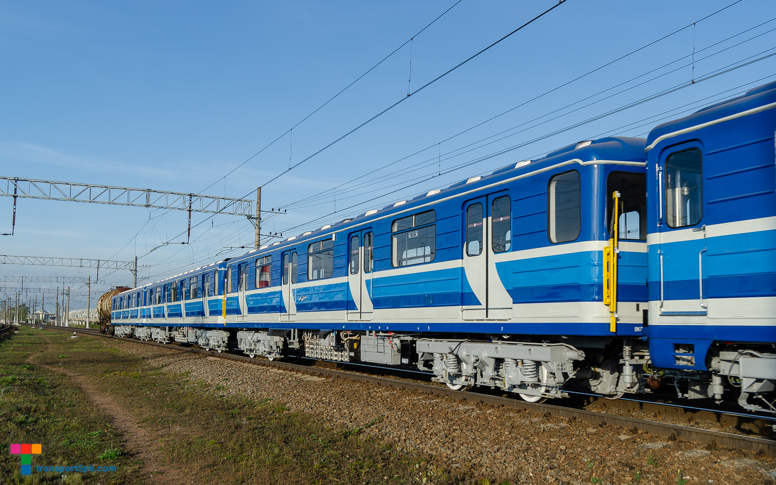Самара, 81-714 (ММЗ) № 0409; Санкт-Петербург — Метрополитен — Перегонка вагонов метро по ж/д; Самара — Транспортировка вагонов метро по ж/д