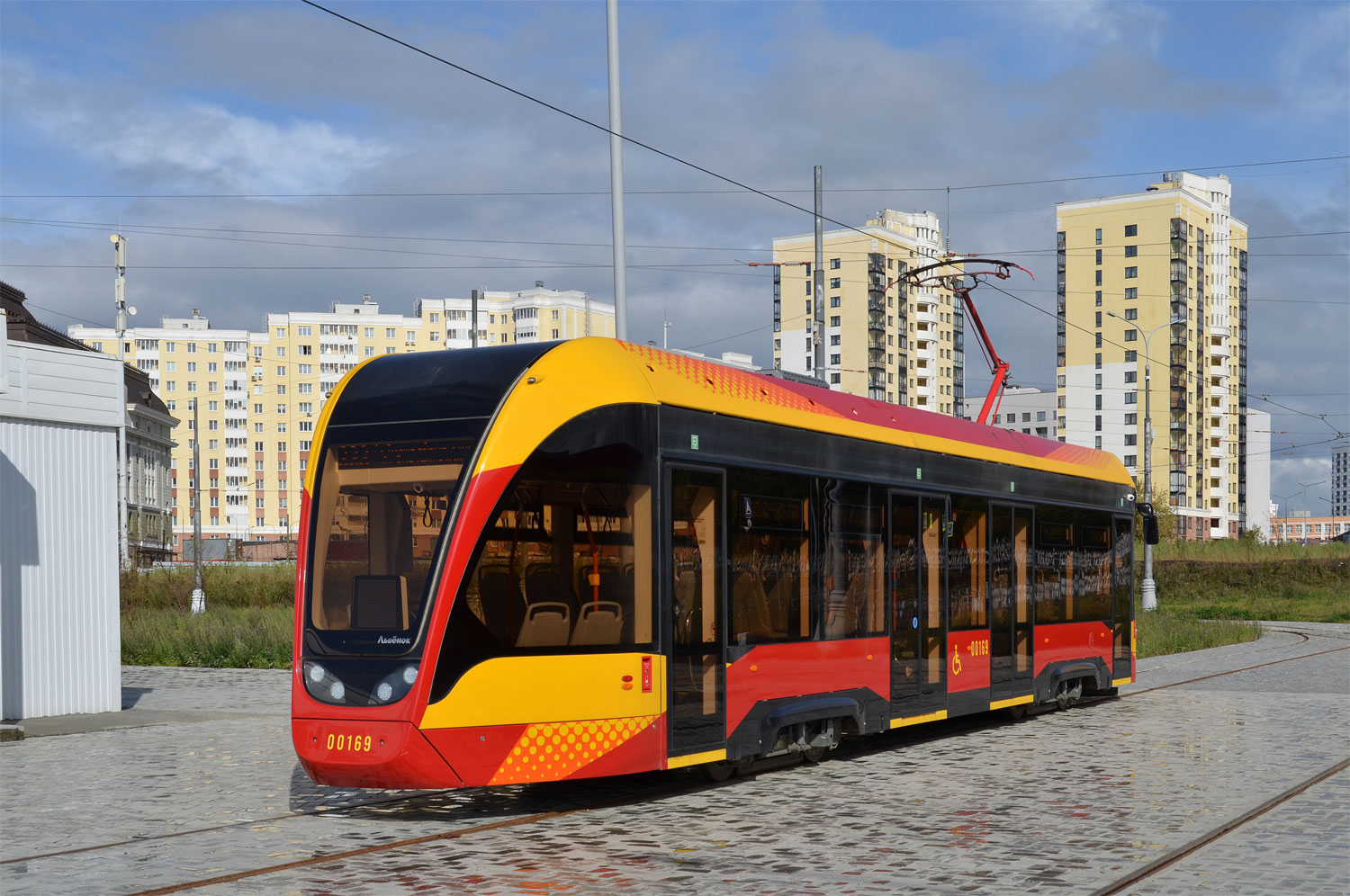 Верхняя Пышма, 71-911ЕМ «Львёнок» № 00169