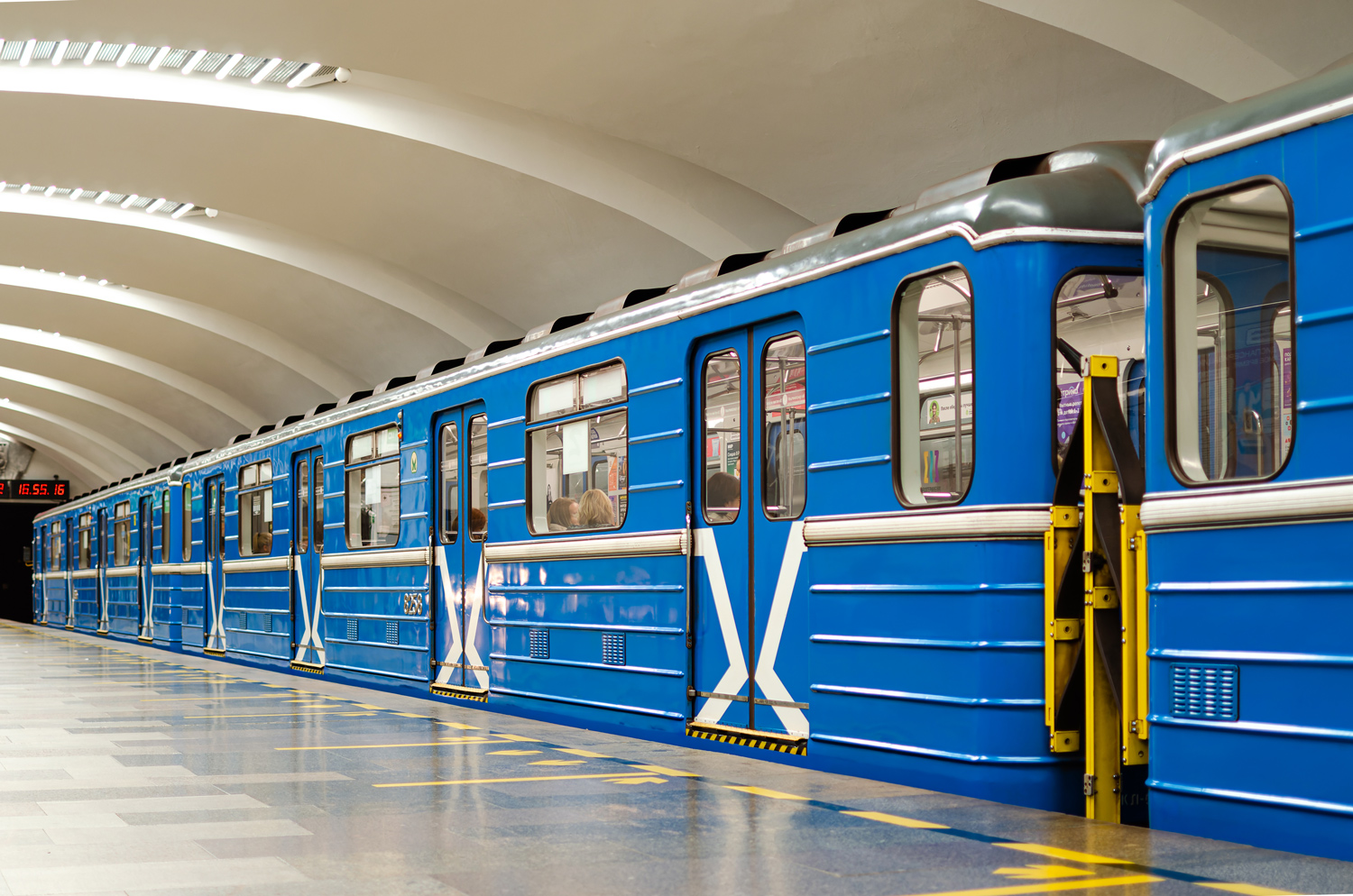 Jekatěrinburg, 81-714.5 (LVZ/VM) č. 8258