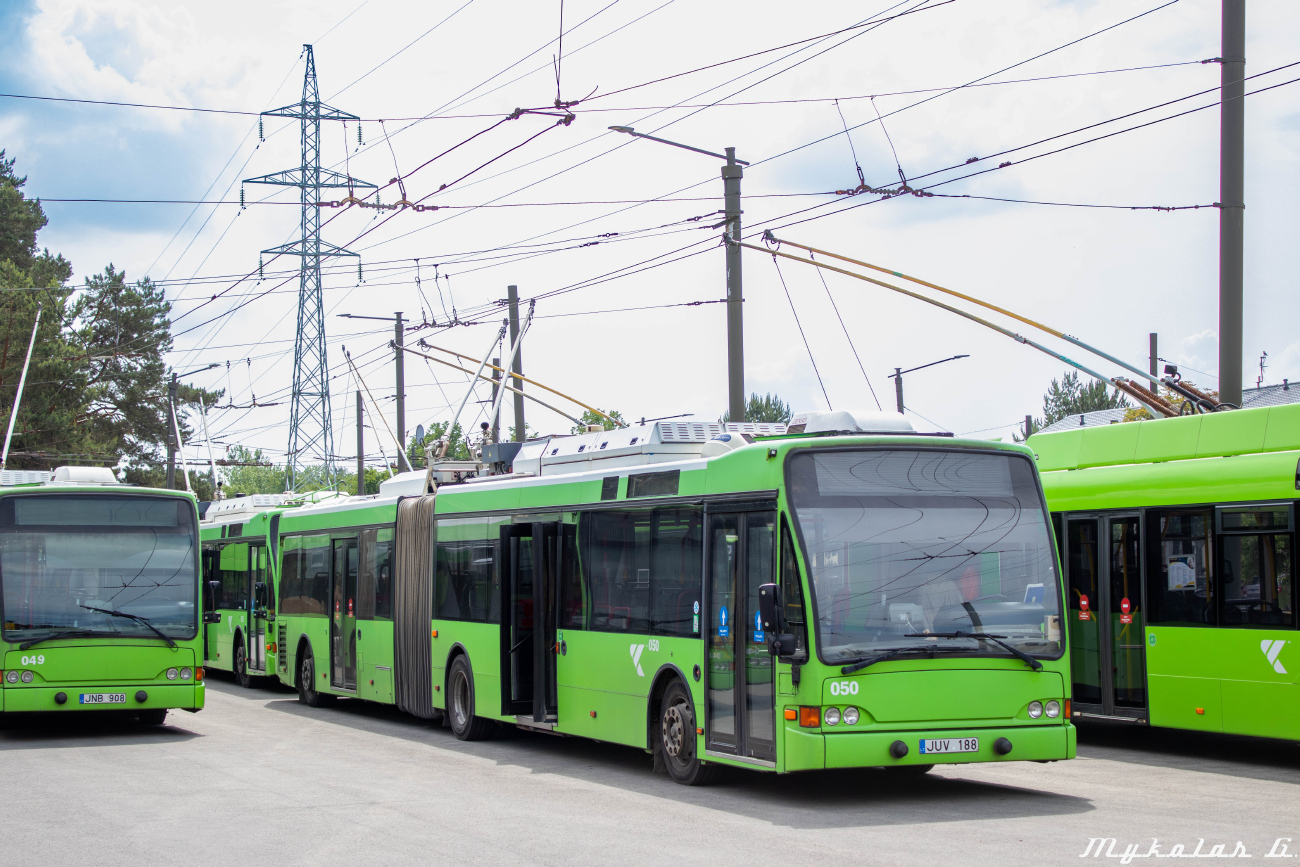 Каунас, Berkhof Premier AT18 № 050