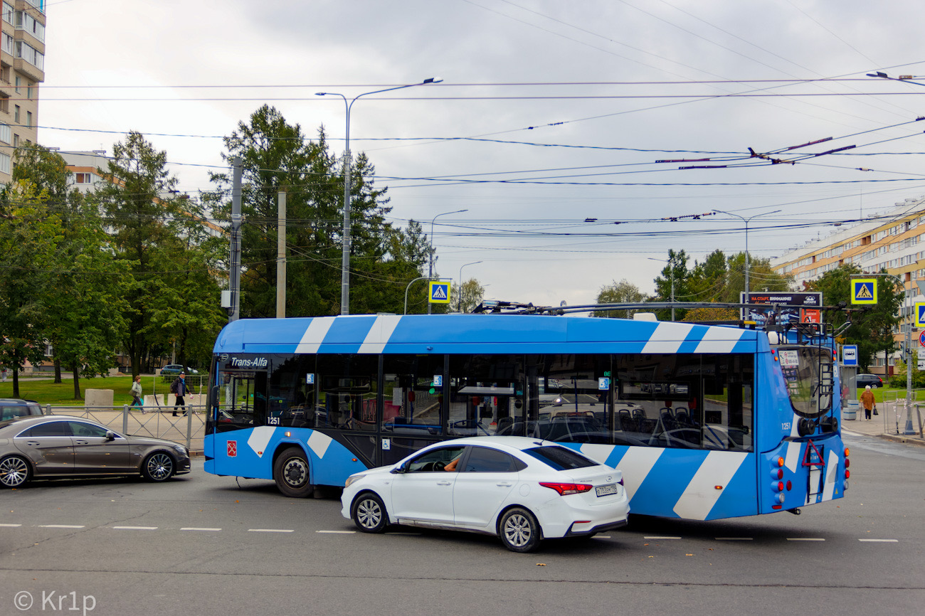 Санкт-Петербург, ВМЗ-5298.01 «Авангард» № 1251; Санкт-Петербург — Происшествия
