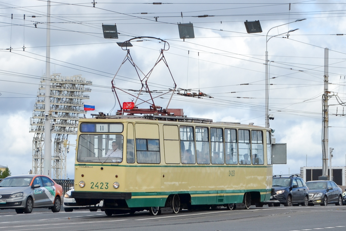 Санкт-Петербург, ЛМ-68М № 2423; Санкт-Петербург — Парад в честь 116-летия Петербургского трамвая — 01.10.2023