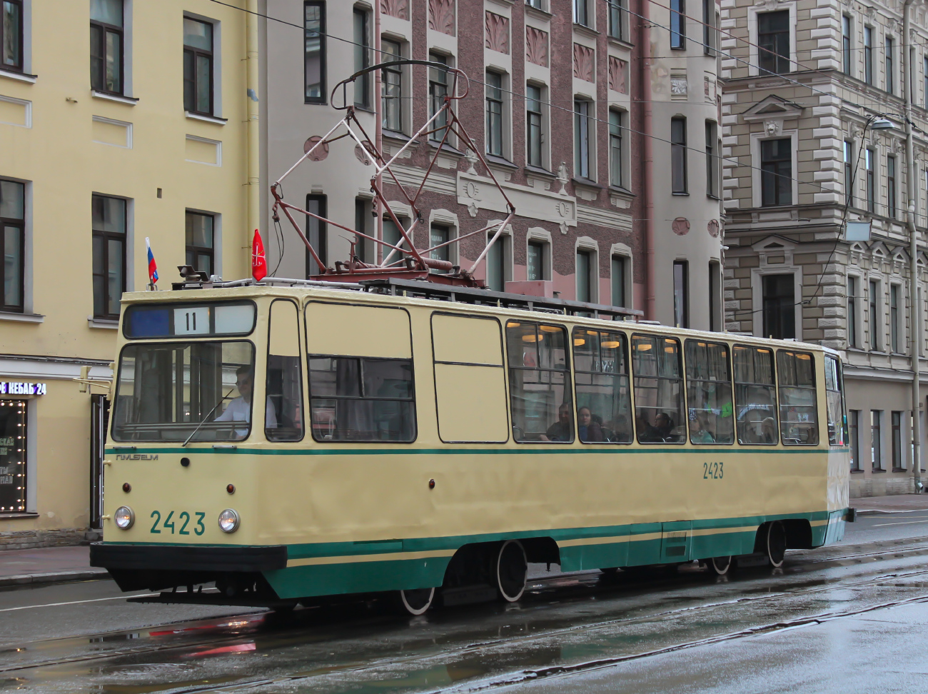 Санкт-Петербург, ЛМ-68М № 2423; Санкт-Петербург — Парад в честь 116-летия Петербургского трамвая — 01.10.2023