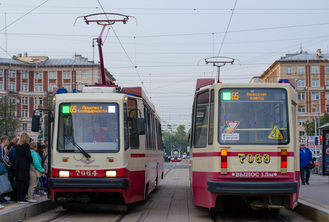 Санкт-Петербург, ЛВС-86М2 № 7064; Санкт-Петербург, ЛВС-86М2 № 7089