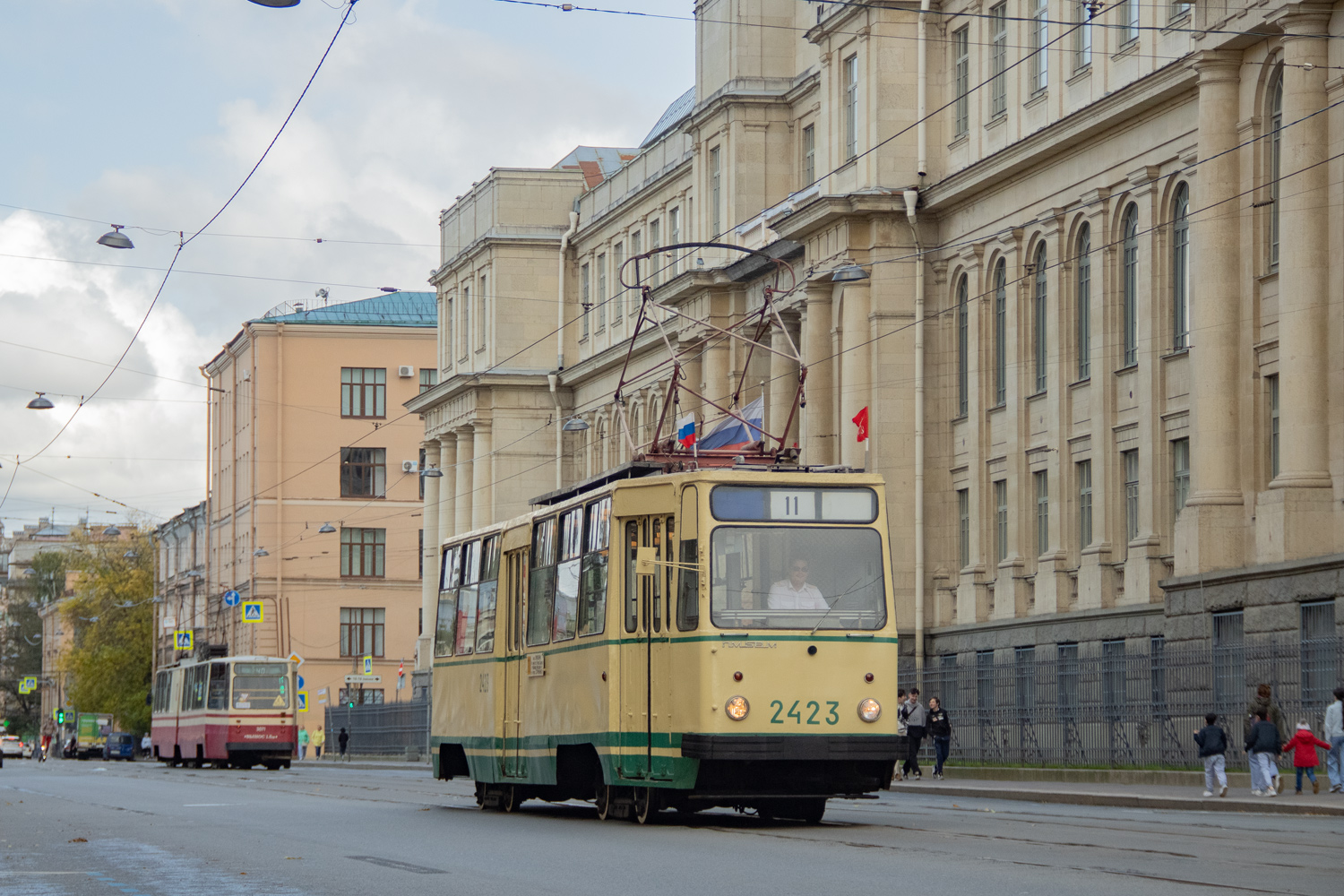 Санкт-Петербург, ЛМ-68М № 2423; Санкт-Петербург — Парад в честь 116-летия Петербургского трамвая — 01.10.2023