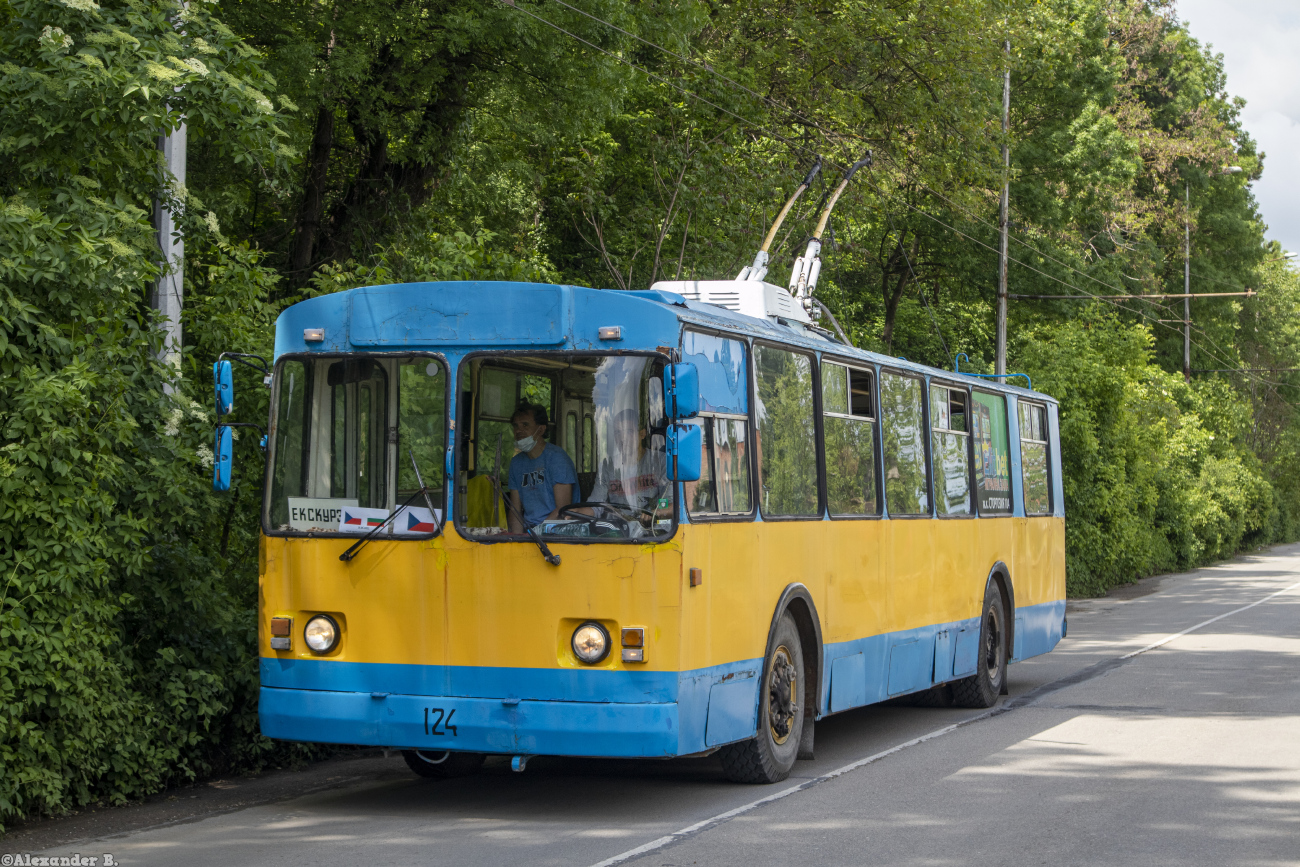 Плевен, ЗиУ-682УП № 124 (01243)