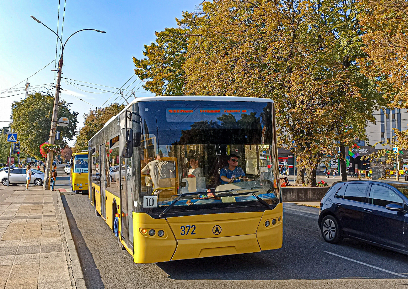 Черкассы, ЛАЗ E183D1 № 372