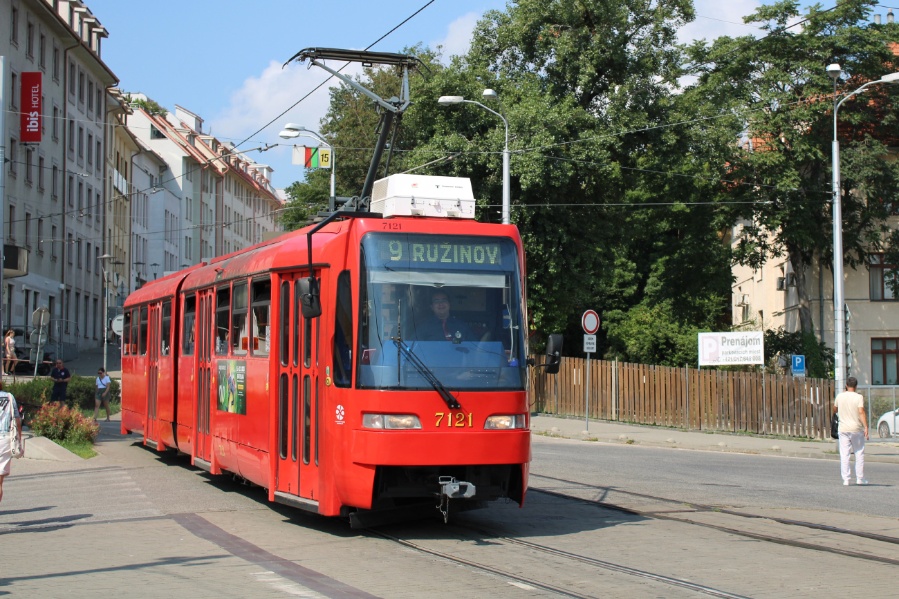 Bratislava, Tatra K2S # 7121
