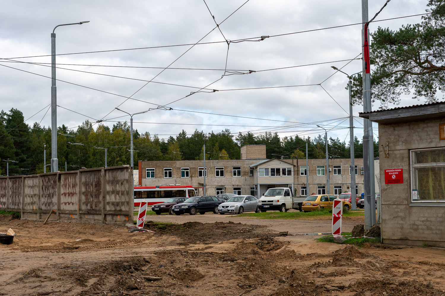 Даугавпилс — Реновация путей на ул. Ятниеку Даугавпилс — Реновация путей на ул. Ятниеку