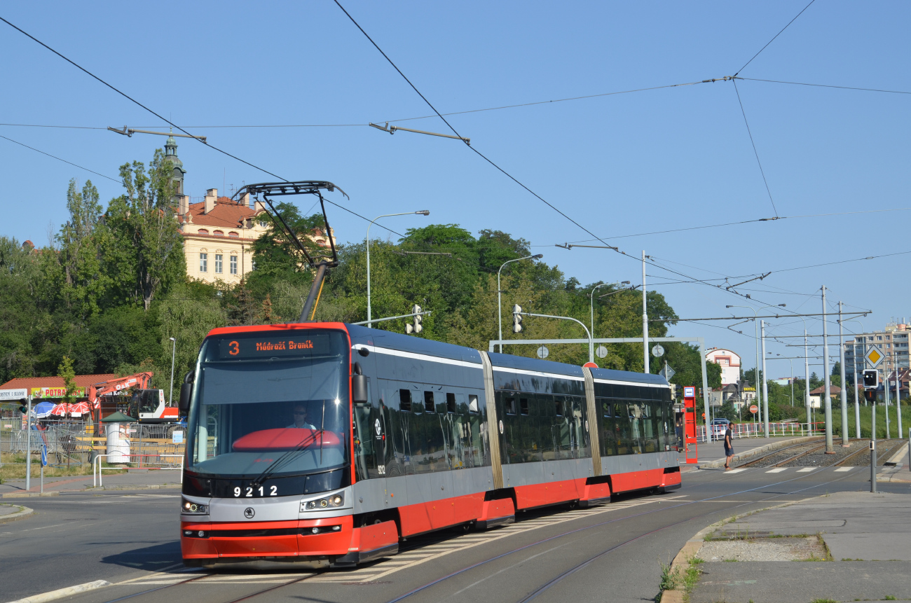 Praga, Škoda 15T2 ForCity Alfa Praha Nr 9212 Praga, Škoda 15T2 ForCity Alfa Praha Nr 9212