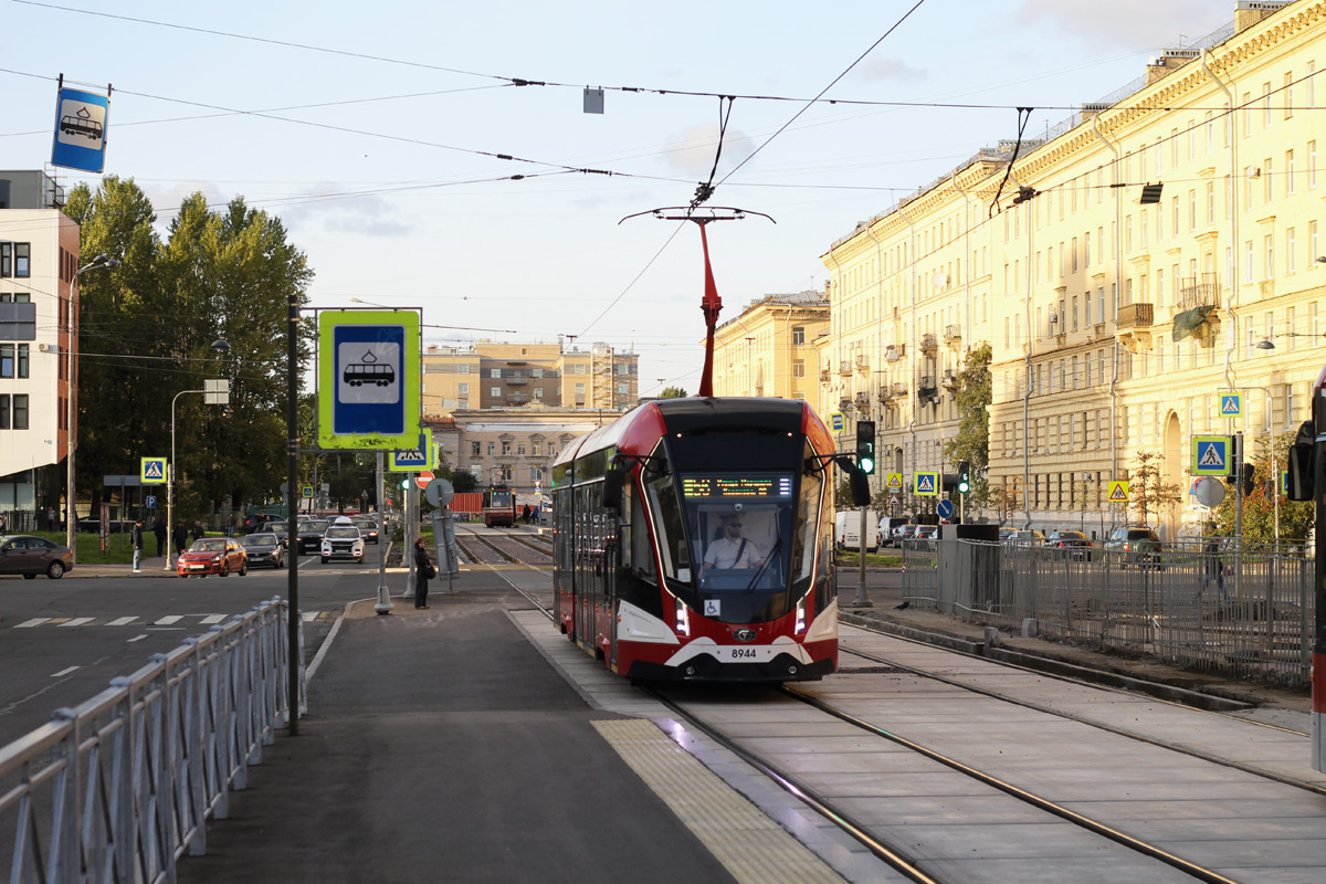 Санкт-Петербург, 71-923М «Богатырь-М» № 8944