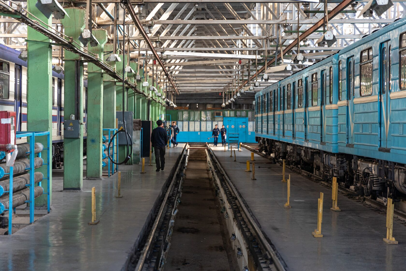 Ташкент — Метрополитен — Подвижной состав