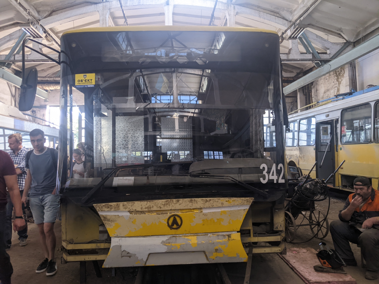 Черновцы, ЛАЗ E183D1 № 342