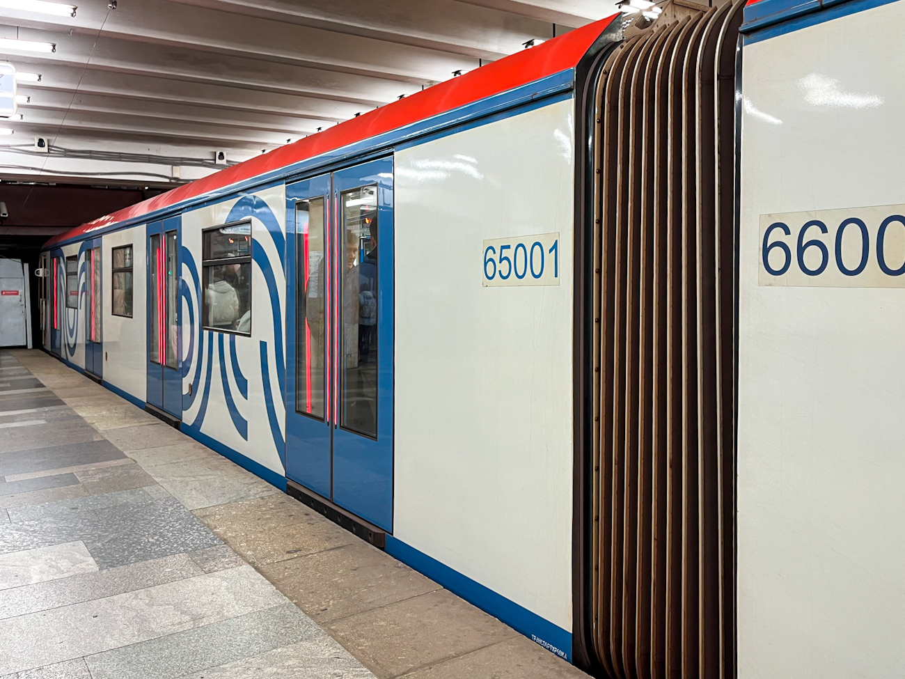 Moskva, 81-765 “Moskva” Br. 65001