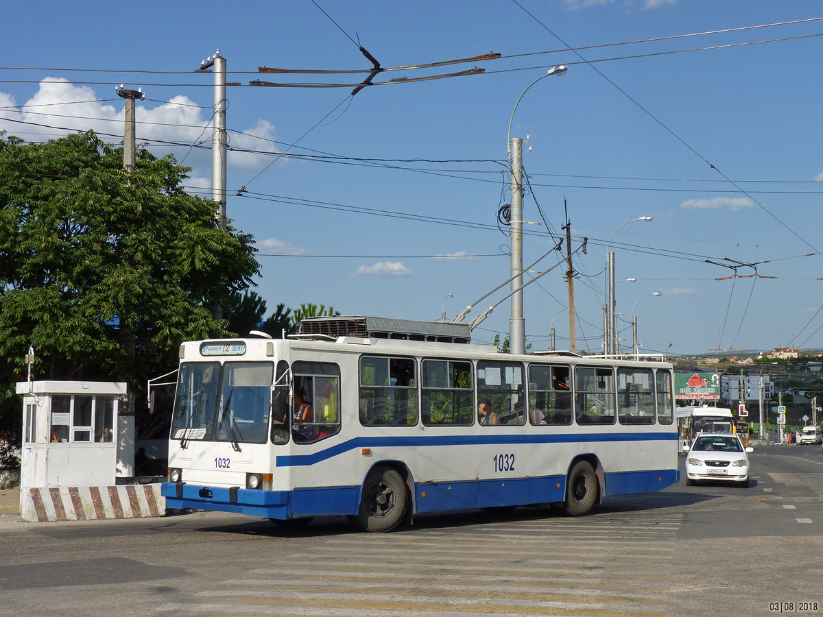 Севастополь, ЮМЗ Т2 № 1032