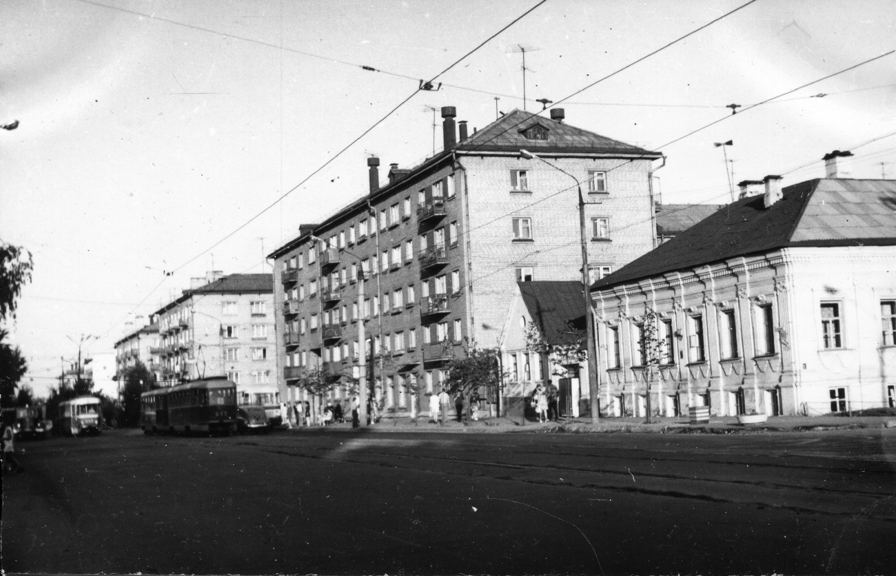 Тверь, Tatra T3SU (двухдверная) № 237; Тверь — Старые фотографии (1917—1991); Тверь — Трамвайные линии: Заволжский район