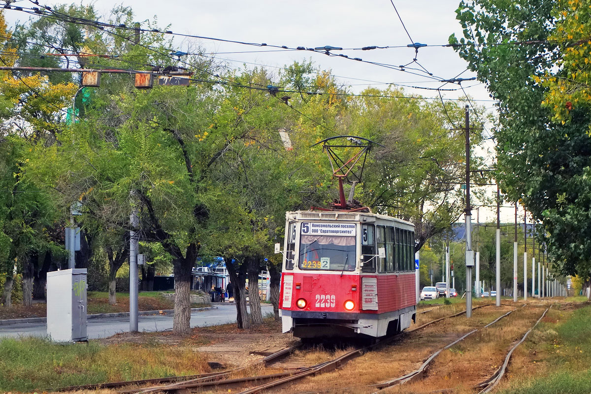 Саратов, 71-605 (КТМ-5М3) № 2239