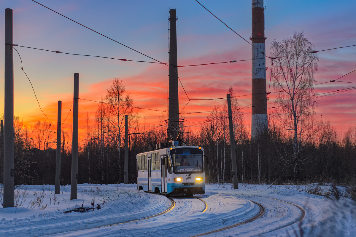 Nizhniy Tagil, 71-403 № 73