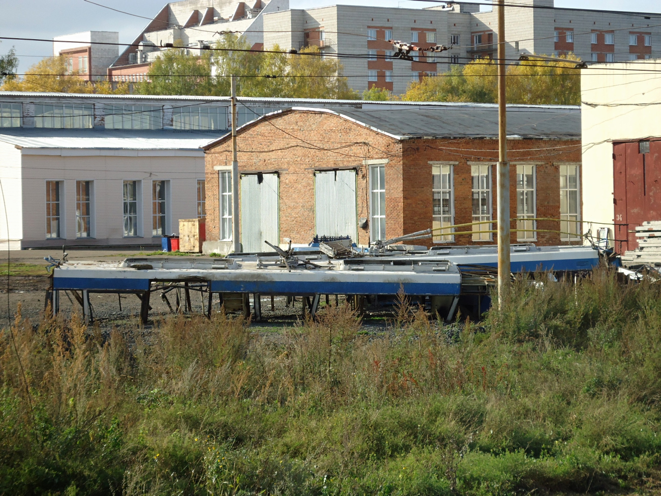 Томск, БКМ 321 № (8532)