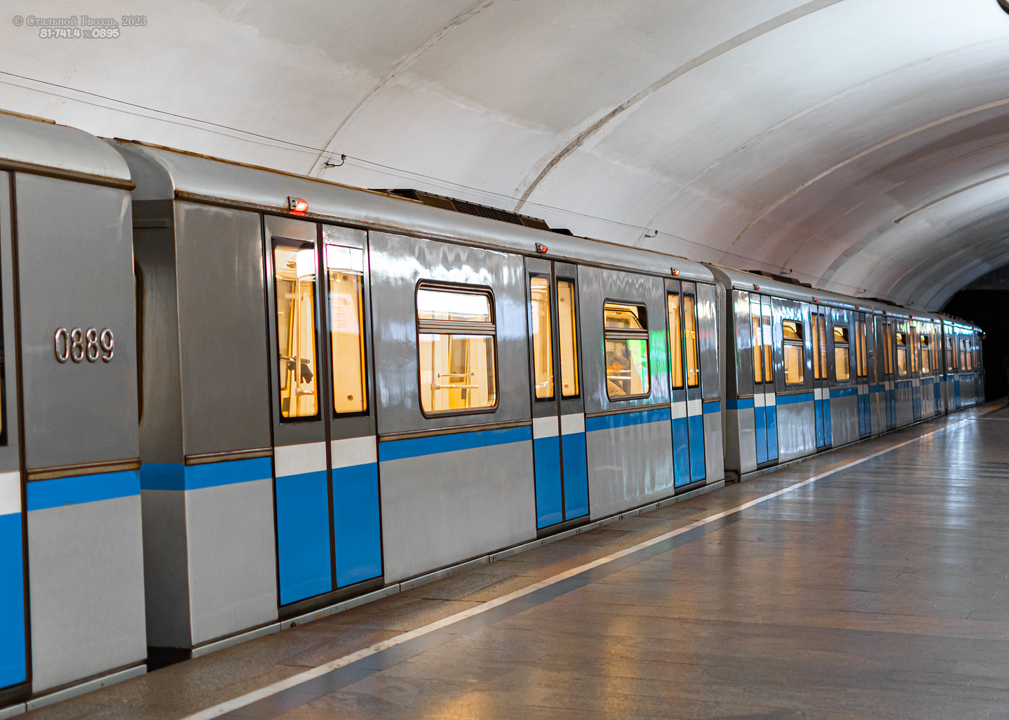 Москва, 81-741.4 «Русич» № 0895