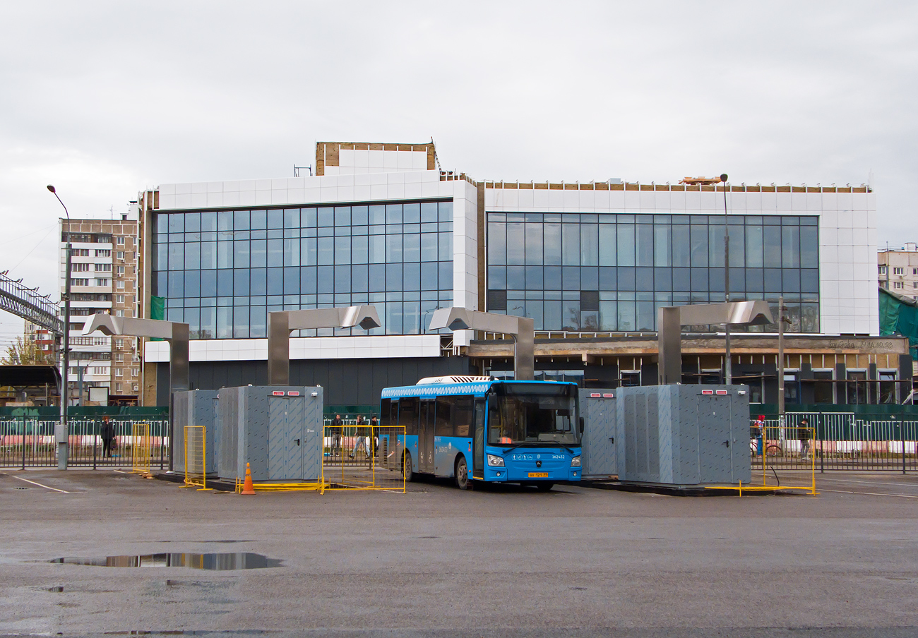 Moszkva — Electric power service — Charging stations; Moszkva — Terminus stations
