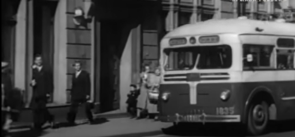 Москва, МТБ-82Д № 1835