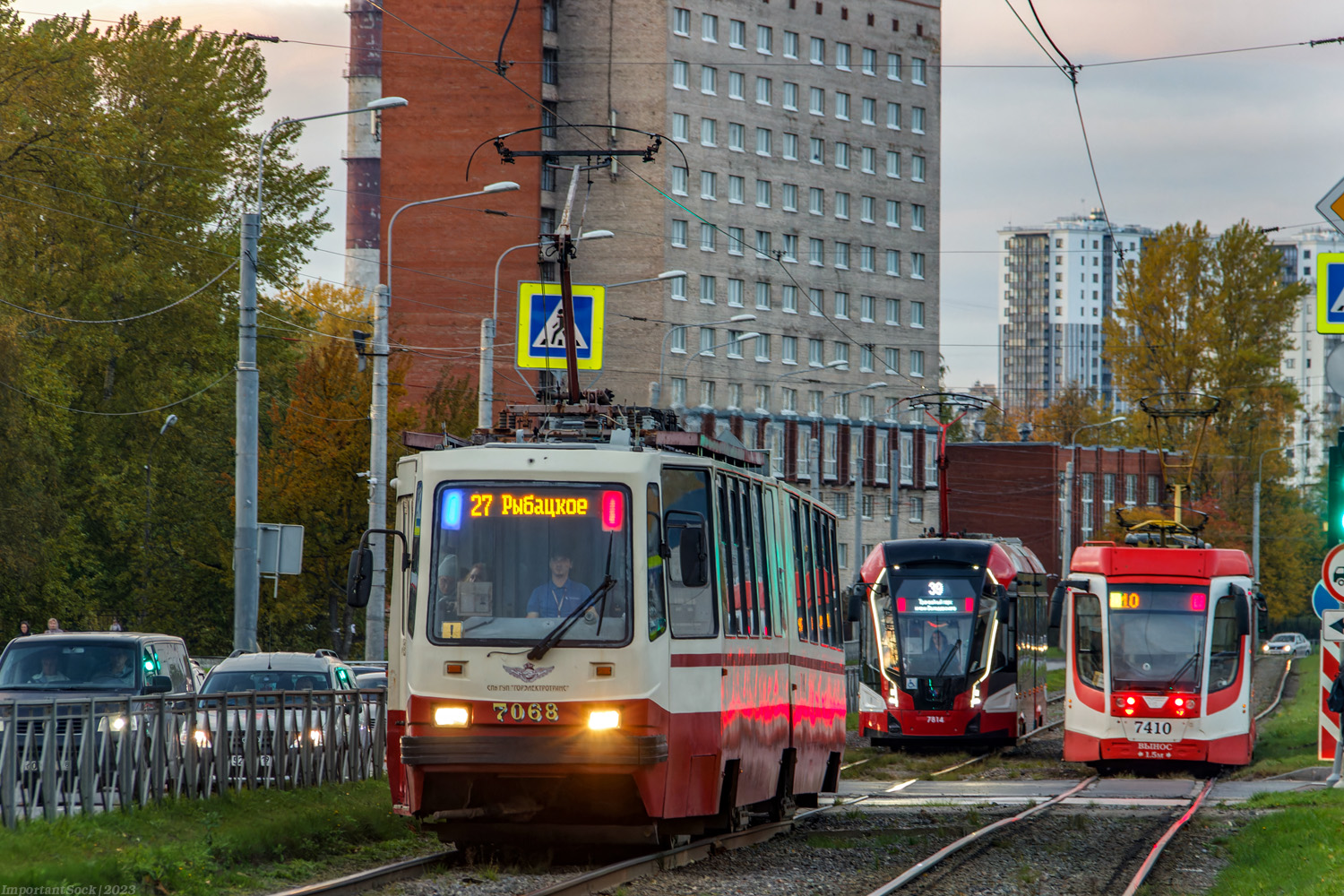 Санкт-Петербург, ЛВС-86К № 7068; Санкт-Петербург, 71-631-02 № 7410
