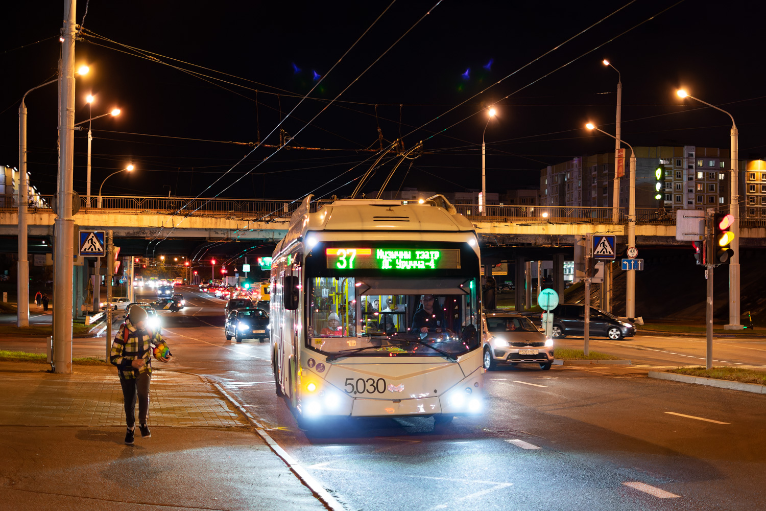 Минск, БКМ 32100D № 5030