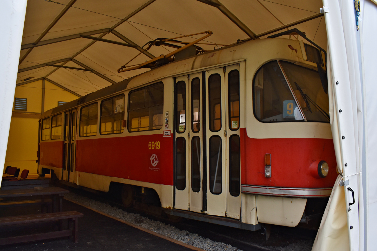 Прага, Tatra T3 № 6919
