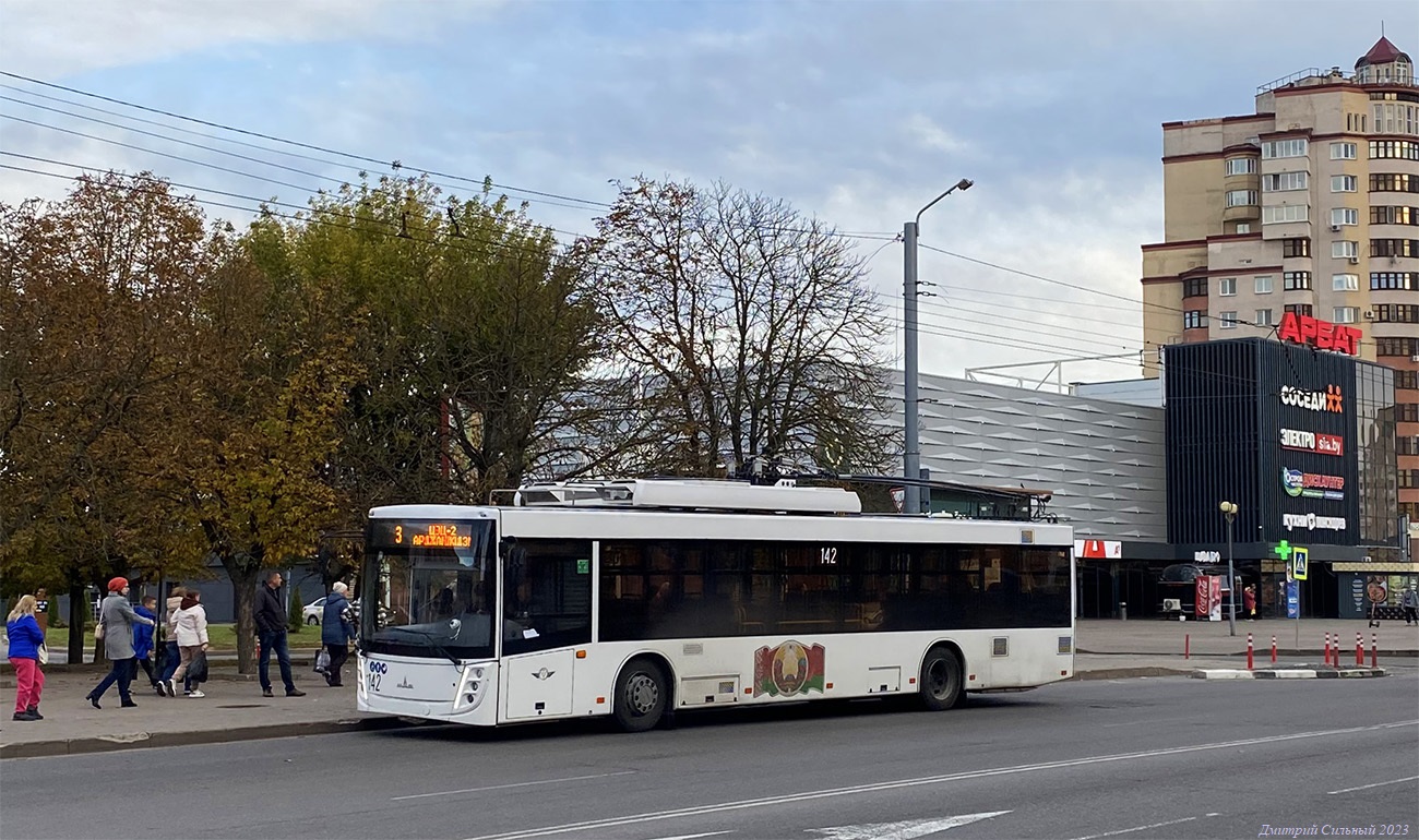 Могилёв, МАЗ-203Т70 № 142
