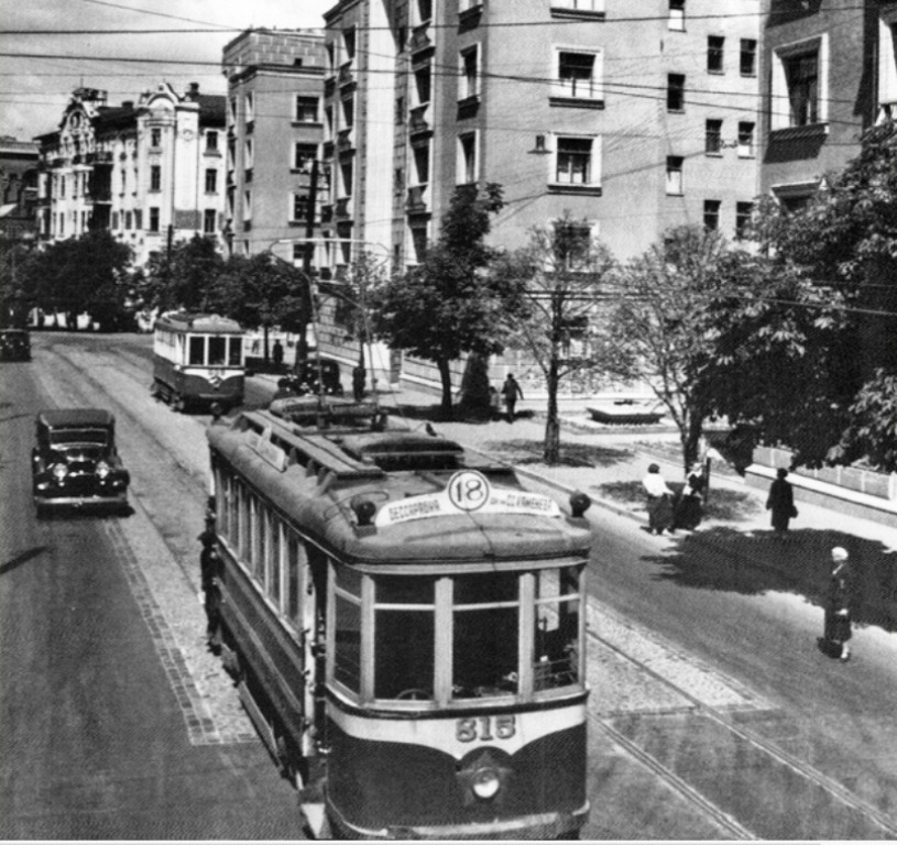 Киев, Двухосный моторный Николаевского завода № 815