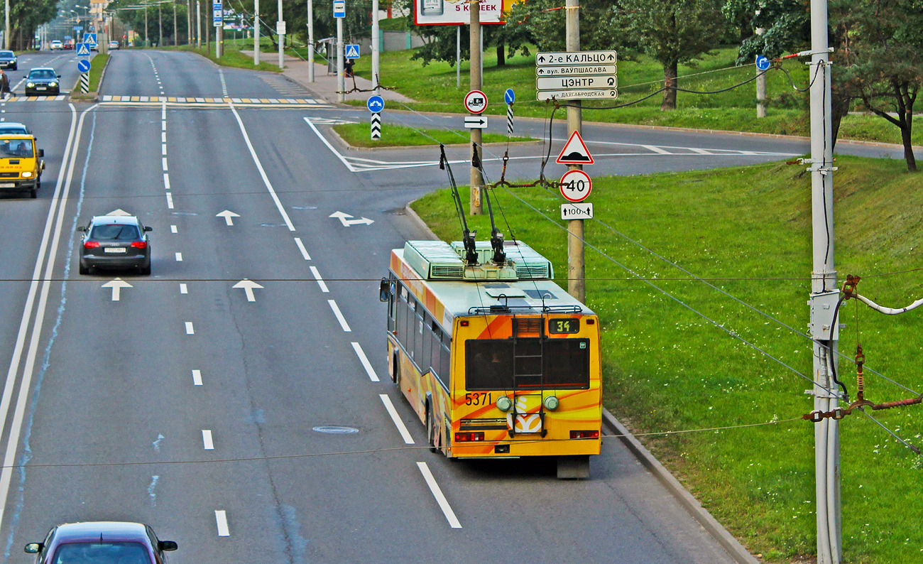 Минск, БКМ 221 № 5371