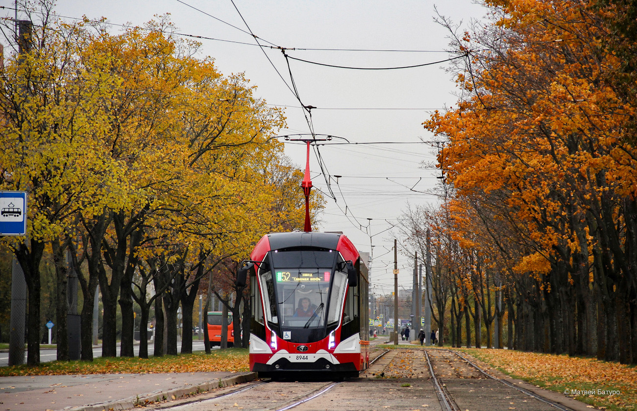 Санкт-Петербург, 71-923М «Богатырь-М» № 8944