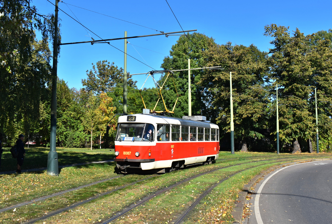 Прага, Tatra T3M2-DVC № 8087