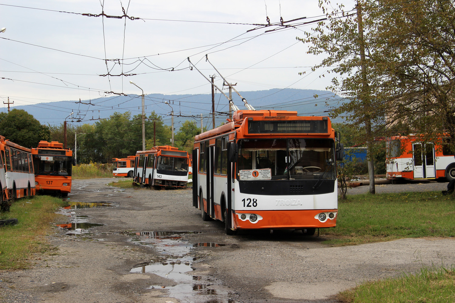 Сухум, ЗиУ-682Г-016.04 № 128