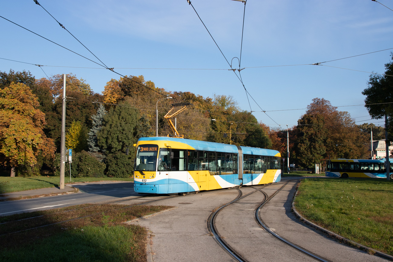 Кошице, Vario LF2+ № 832