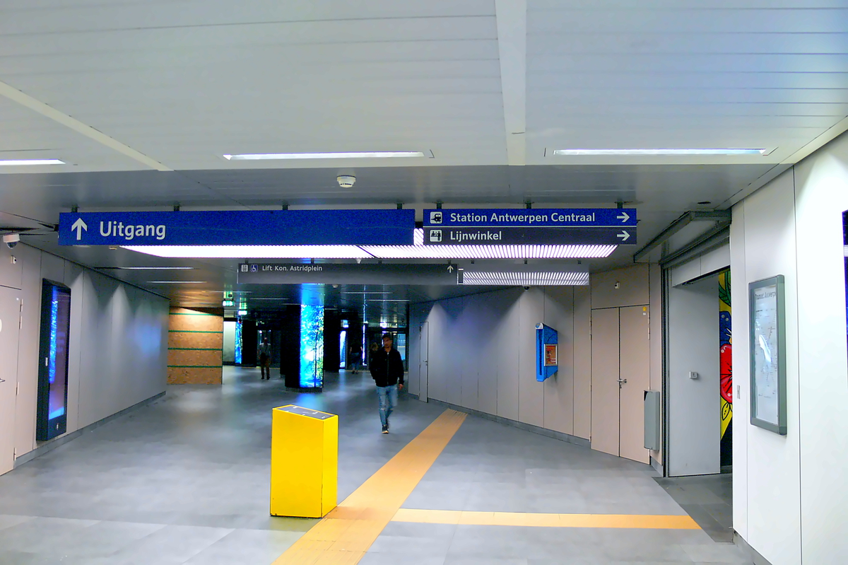 Антверпен — Stations Антверпен — Stations