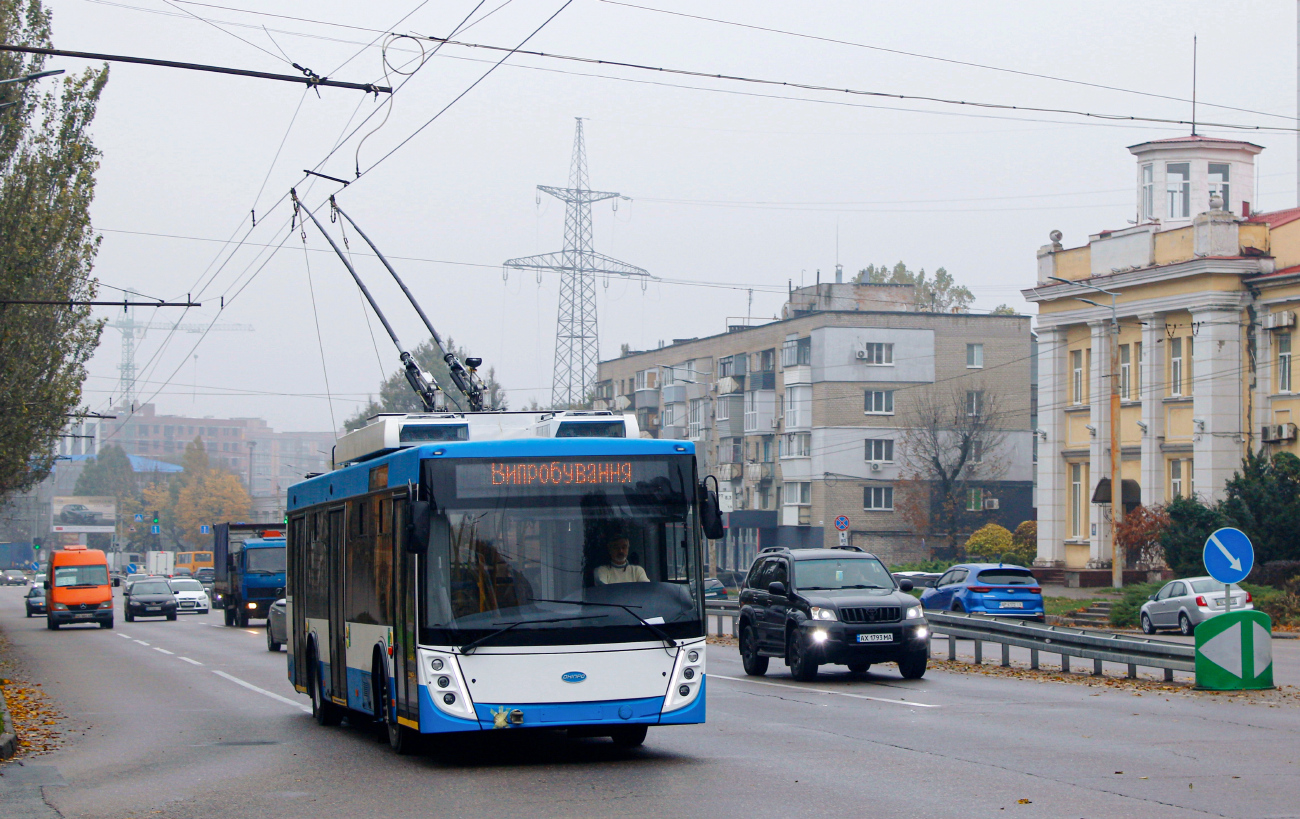 Бельцы, Дніпро Т203 № 2035; Днепр — Продукция «ЮМЗ» и выставки