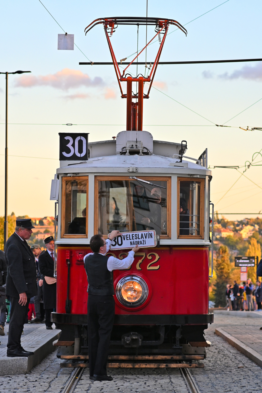 Прага, Ringhoffer DSM № 2272; Прага — Строительство и oткрытие новой трамвайной линии Divoká Šárka — Dědina Прага, Ringhoffer DSM № 2272; Прага — Строительство и oткрытие новой трамвайной линии Divoká Šárka — Dědina