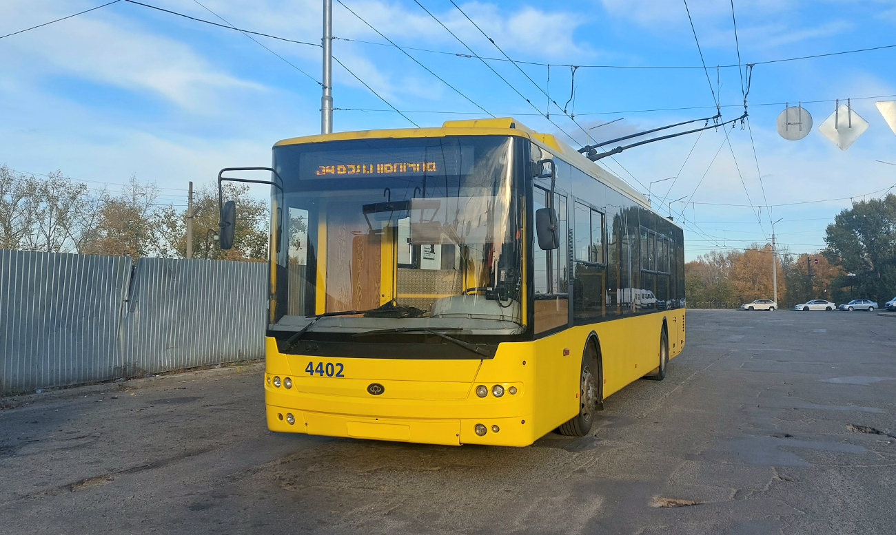Киев, Богдан Т70110 № 4402