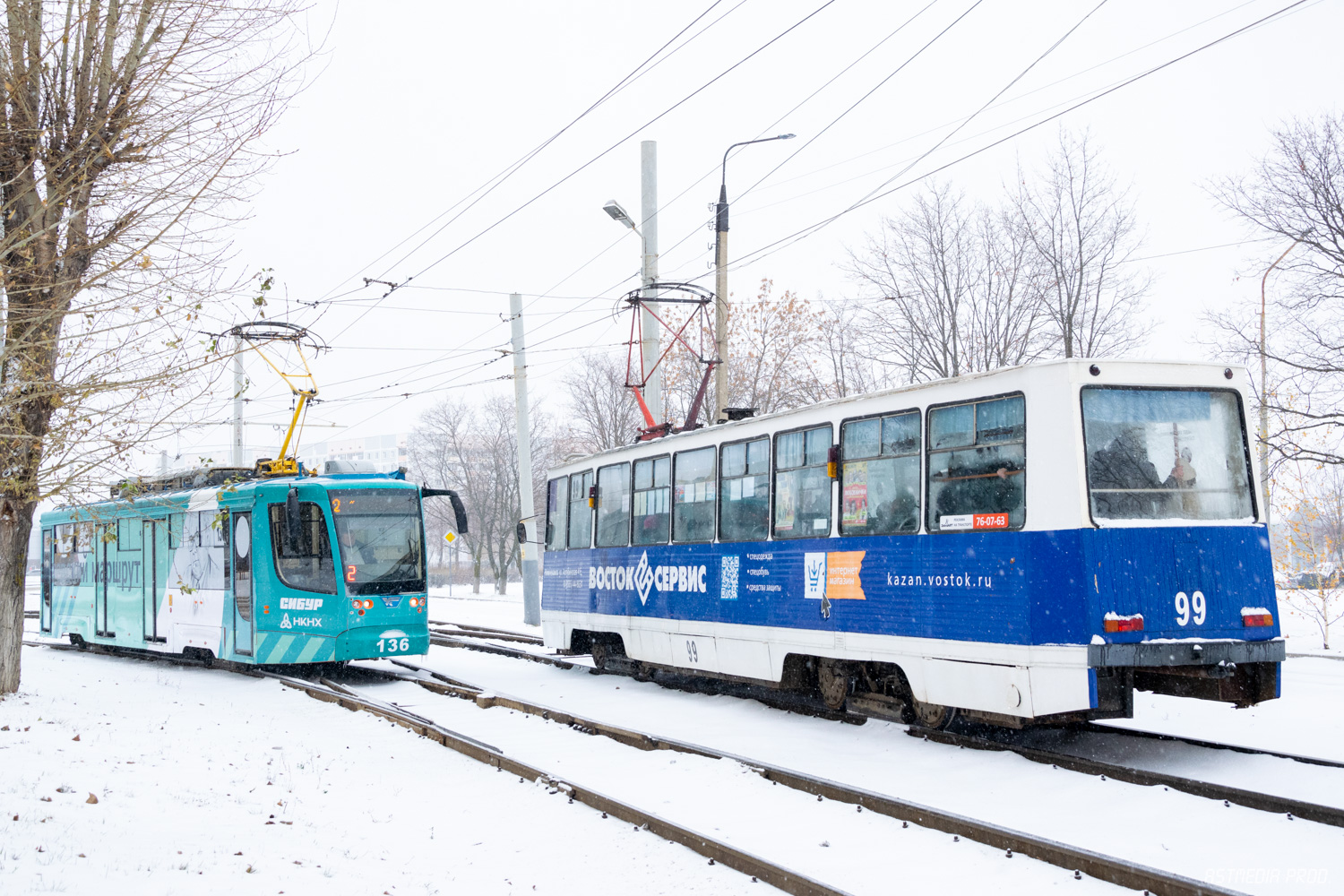 Нижнекамск, 71-623-02 № 136; Нижнекамск, 71-605 (КТМ-5М3) № 99