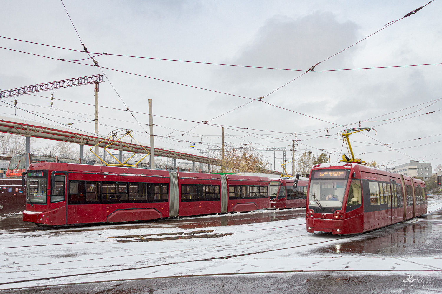 Казань, 71-409-01 № 1403; Казань, БКМ 84300М № 1313