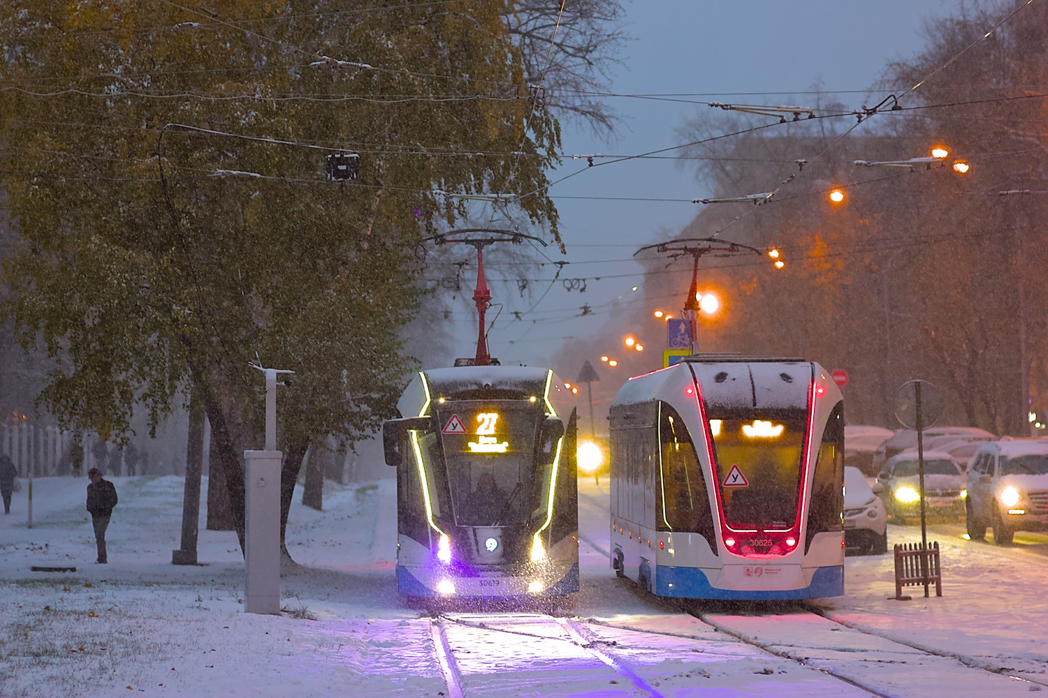Москва, 71-911ЕМ «Львёнок» № 30619; Москва, 71-911ЕМ «Львёнок» № 30625